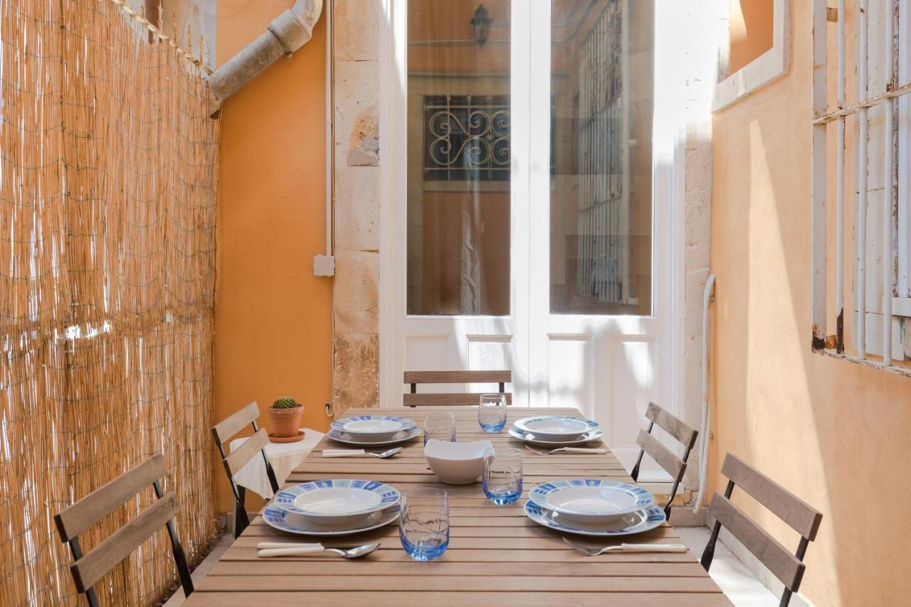 Darsena Apartments By Wonderful Italy Siraküza Dış mekan fotoğraf